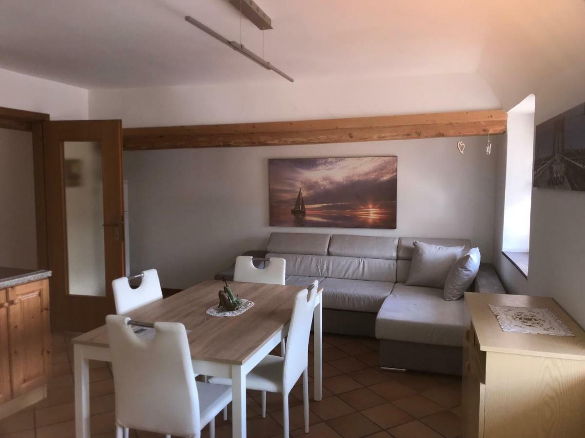 Casa Streberi Lägenhet Castelfondo Exteriör bild