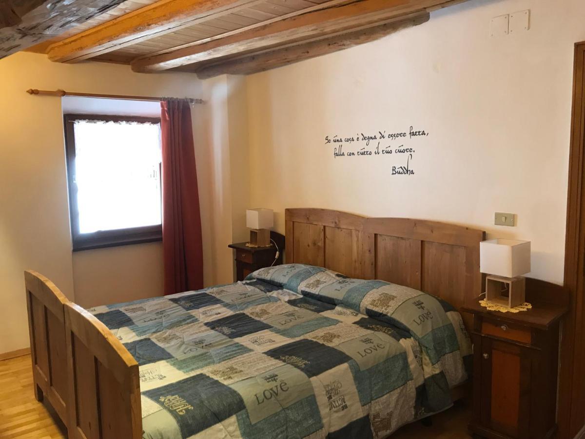 Casa Streberi Lägenhet Castelfondo Exteriör bild